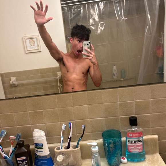 Meet your Posher, Jacob - Picture 5 of 5